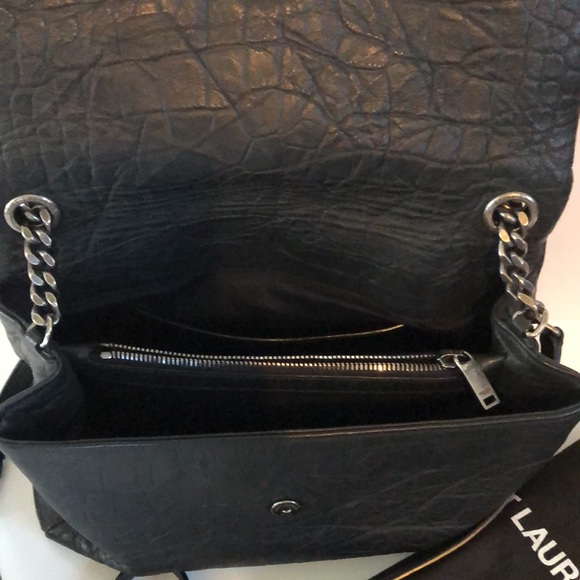 🤍TIMELESS Beautiful YSL Bag🤍 - Picture 6 of 16